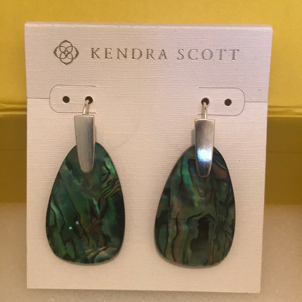 Kendra Scott Marty earrings